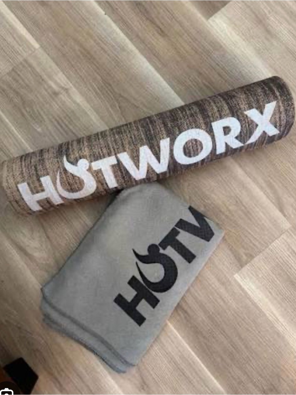 HOTWORX Branded Yoga/Exercise Mat and Towel Set in Brown & Gray